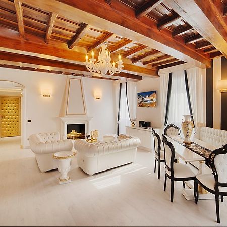 Spanish Steps Amazing Apartment Рим Экстерьер фото